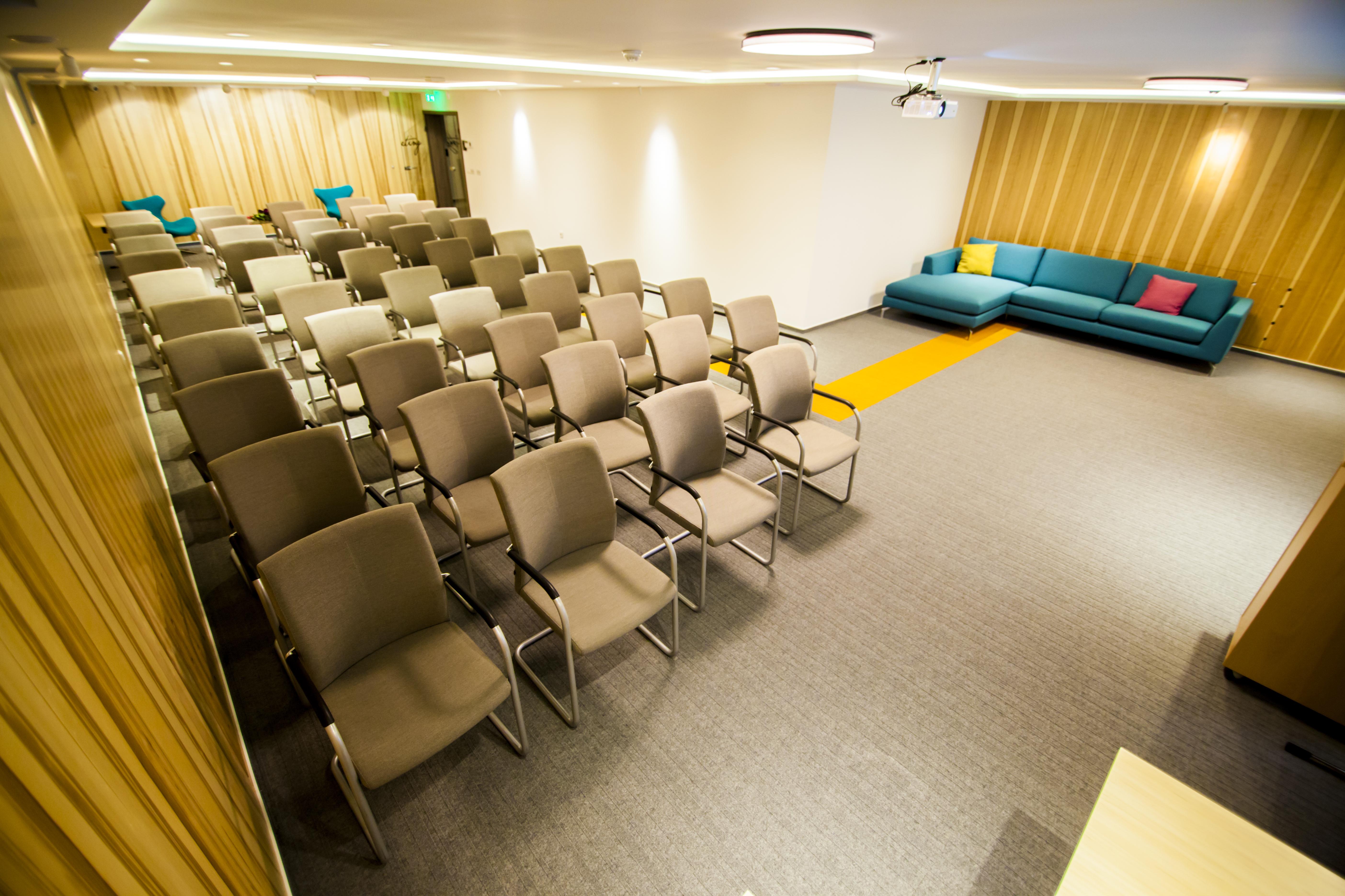 Cluj Business Class 外观 照片