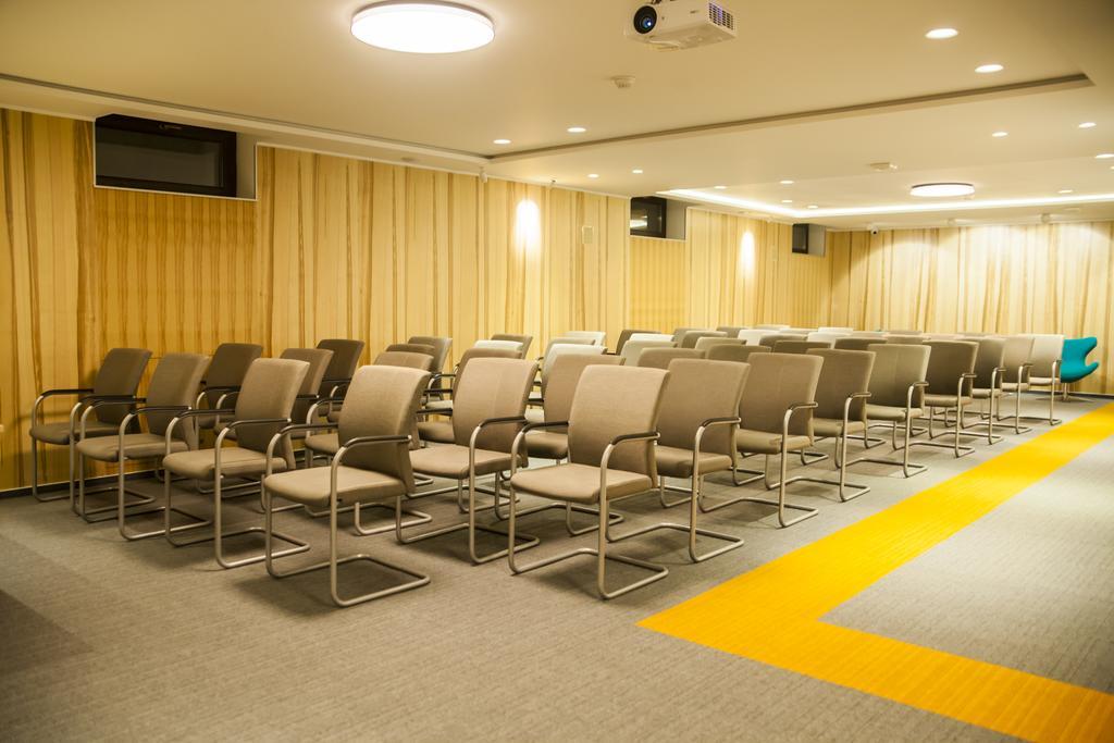 Cluj Business Class 外观 照片